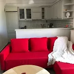 Cozy City Apt